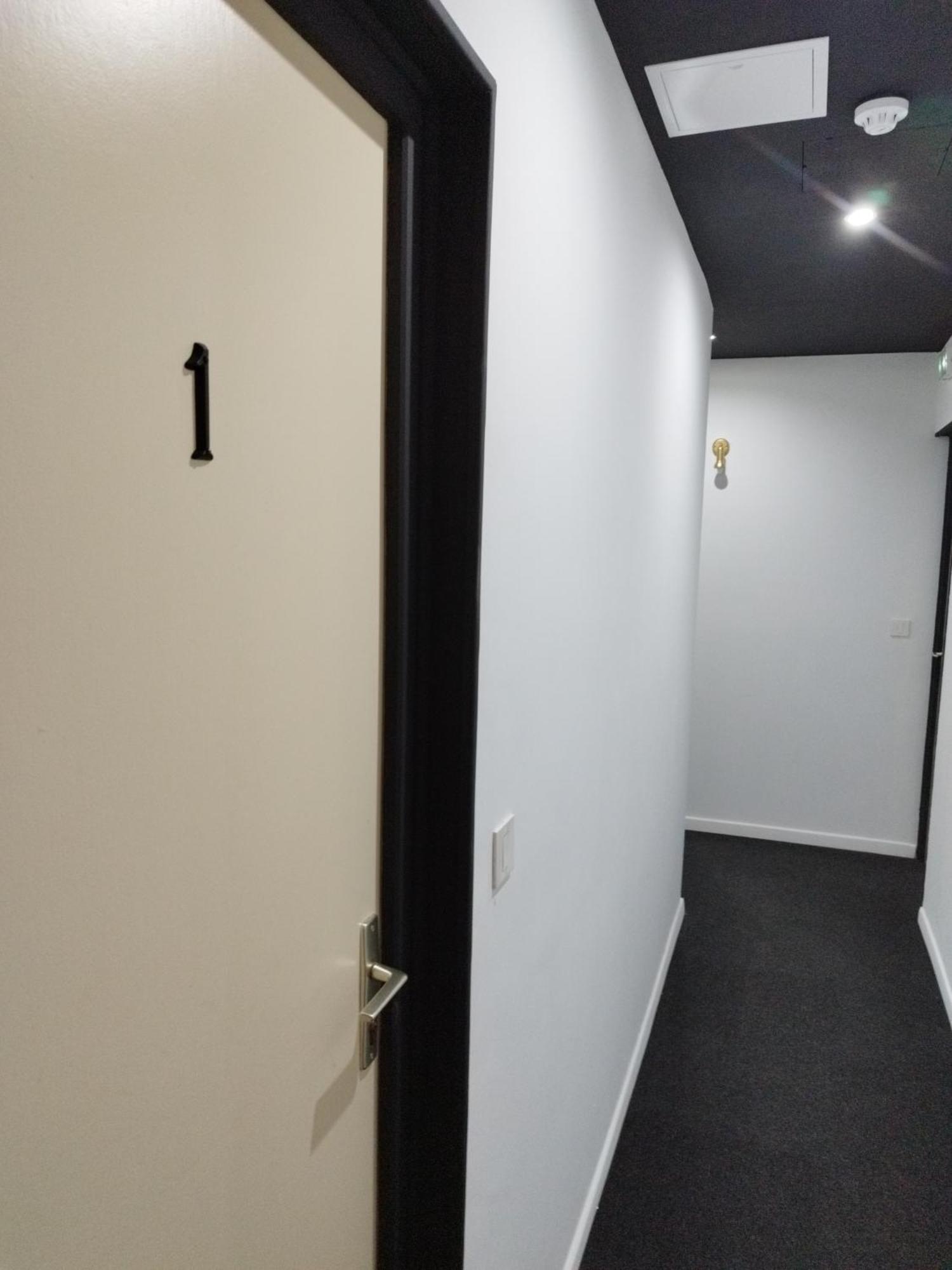 La Roquebrussanne Hotel De La Loube מראה חיצוני תמונה